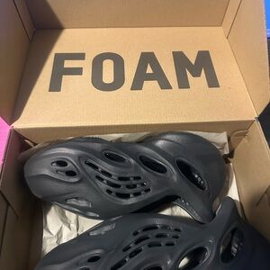 Adidas Onyx Foam Runners